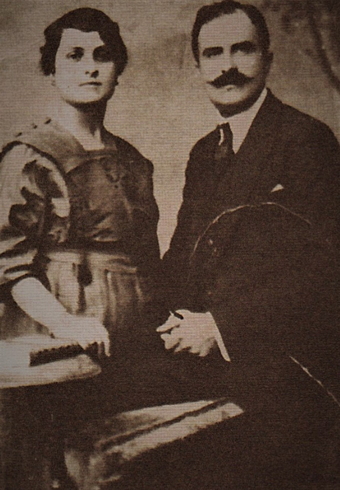 parharidis athanasios